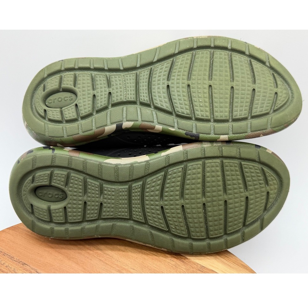 Crocs LiteRide Pacer Women's Size 6 Black Camo 206494 Low Top Shoes  0606 - Picture 7 of 7
